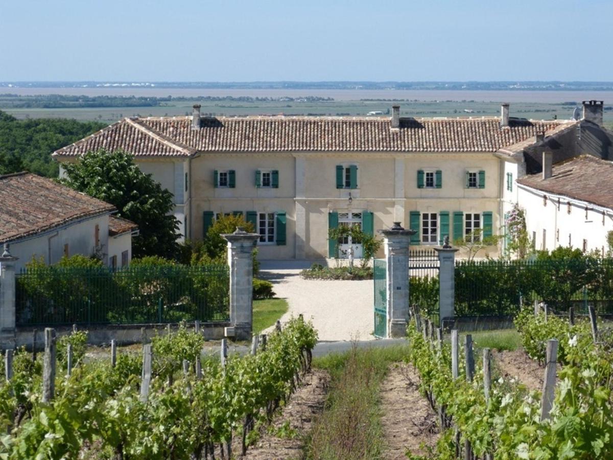 Hotel Domaine De L'Estuaire Saint-Thomas-de-Cônac Exterior foto